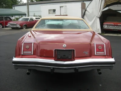 1976 Pontiac Grand Prix 2dr Coupe LJ