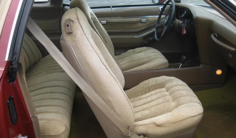 
								1976 Pontiac Grand Prix 2dr Coupe LJ full									