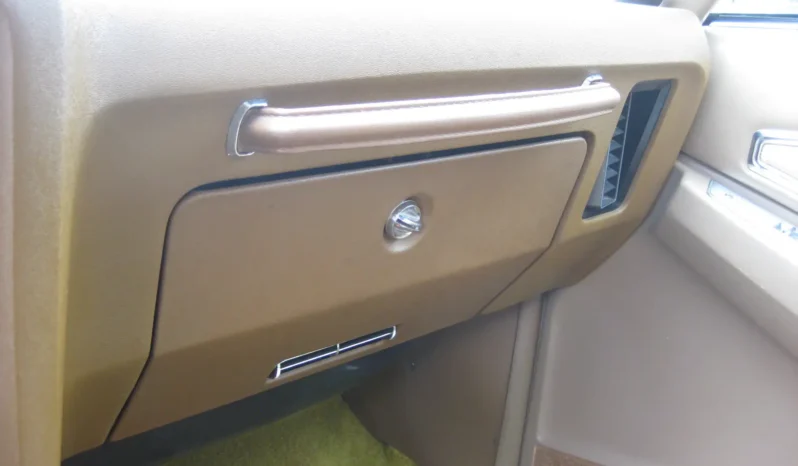 
								1976 Pontiac Grand Prix 2dr Coupe LJ full									