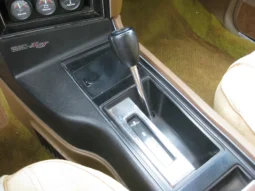 
										1976 Pontiac Grand Prix 2dr Coupe LJ full									