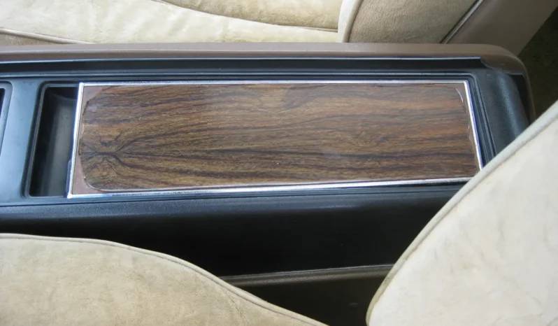 
								1976 Pontiac Grand Prix 2dr Coupe LJ full									