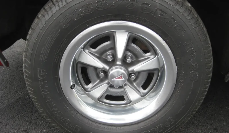 
								1976 Pontiac Grand Prix 2dr Coupe LJ full									