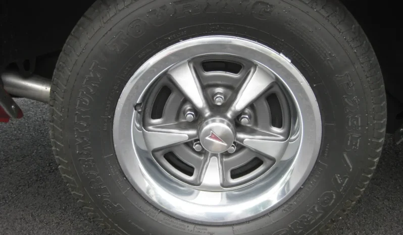 
								1976 Pontiac Grand Prix 2dr Coupe LJ full									