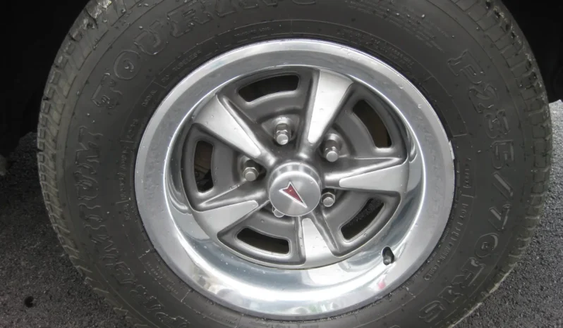 
								1976 Pontiac Grand Prix 2dr Coupe LJ full									