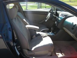 2011 Nissan Altima 2.5 S 6M/T Coupe