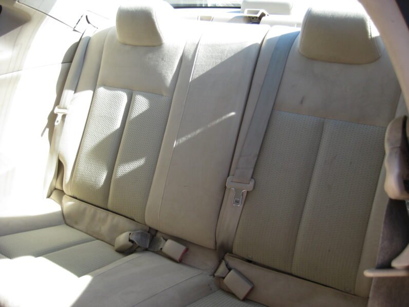 
								2011 Nissan Altima 2.5 S 6M/T Coupe full									