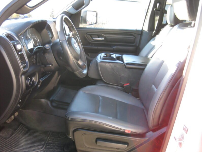 
								2022 RAM 1500 Tradesman 5.7L HEMI full									