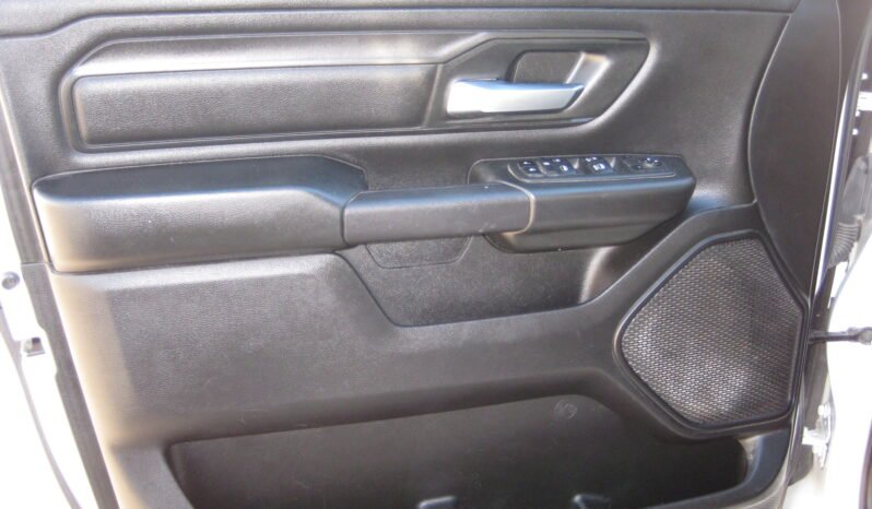 
								2022 RAM 1500 Tradesman 5.7L HEMI full									