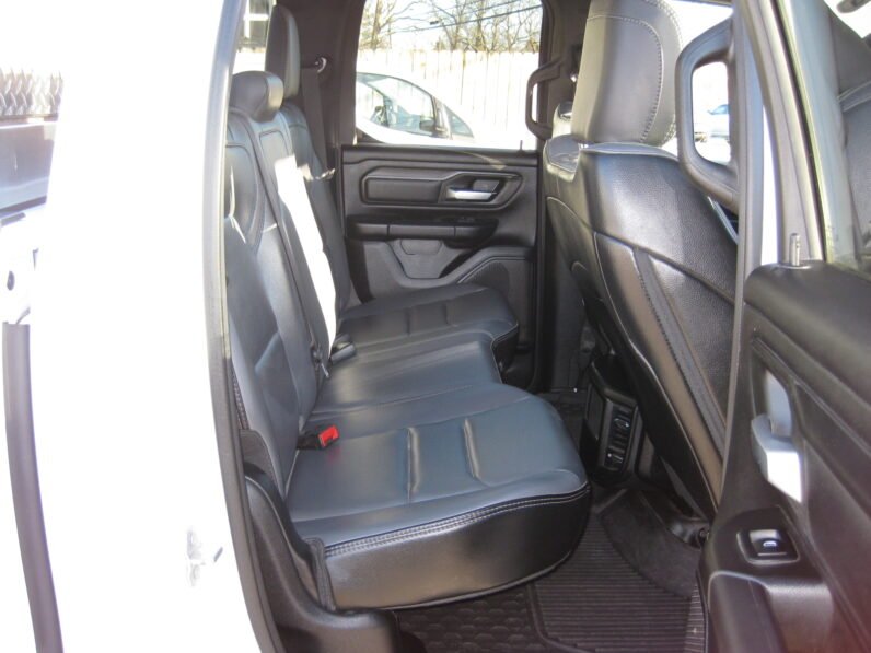 
								2022 RAM 1500 Tradesman 5.7L HEMI full									