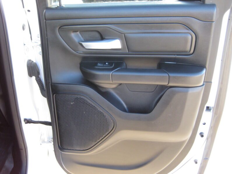 
								2022 RAM 1500 Tradesman 5.7L HEMI full									