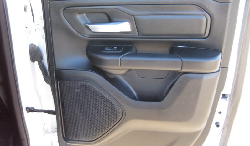 
								2022 RAM 1500 Tradesman 5.7L HEMI full									