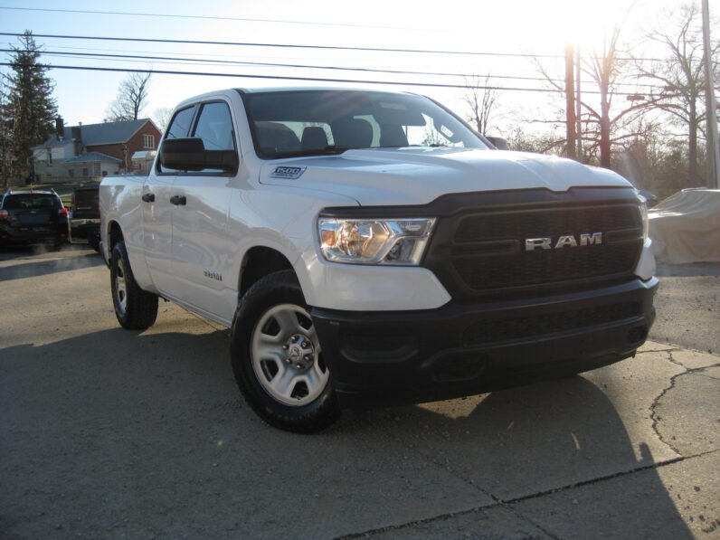 
								2022 RAM 1500 Tradesman 5.7L HEMI full									