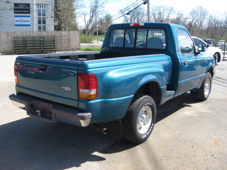 
								1997 Ford Ranger XLT Regular Cab 2WD Manual full									