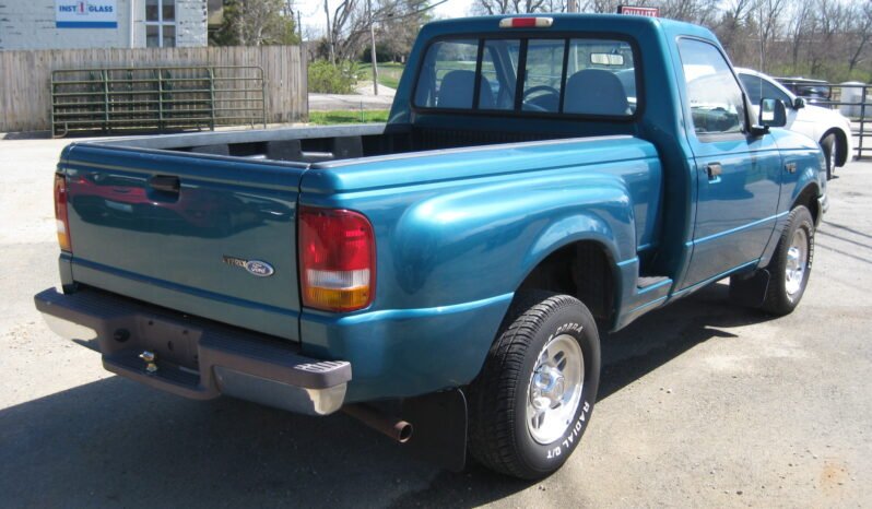 
								1997 Ford Ranger XLT Regular Cab 2WD Manual full									