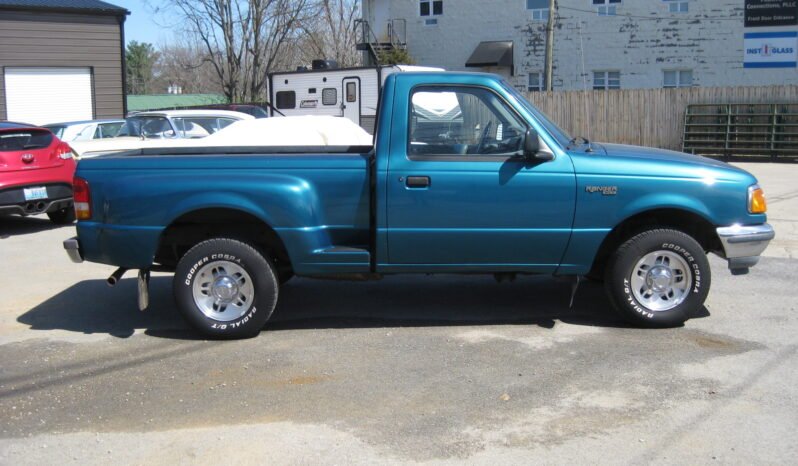 
								1997 Ford Ranger XLT Regular Cab 2WD Manual full									