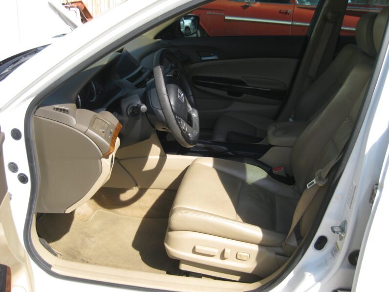 
								2010 Honda Accord EX-L I4 full									