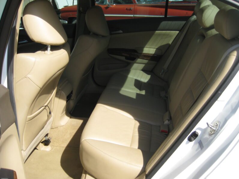 
								2010 Honda Accord EX-L I4 full									