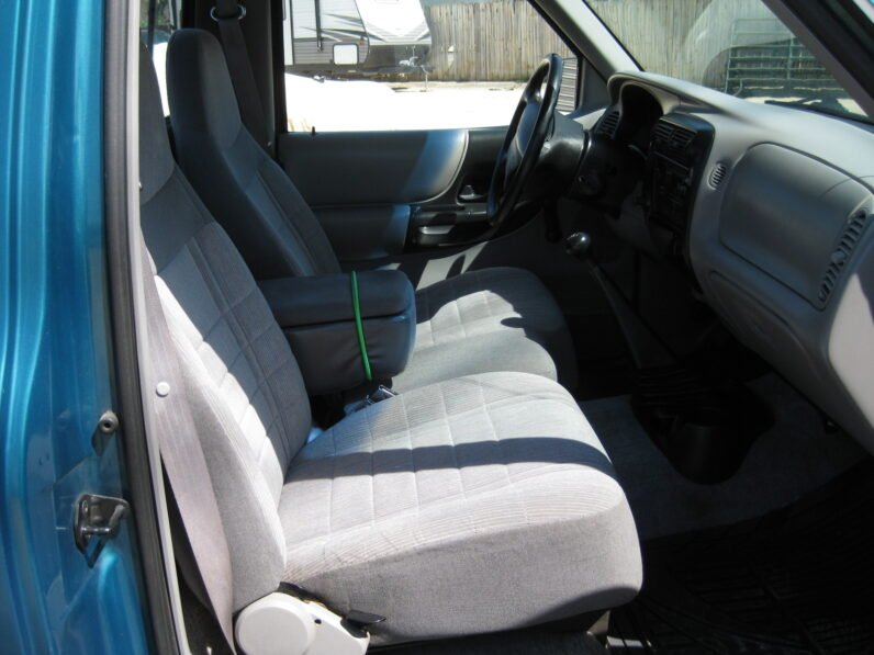 
								1997 Ford Ranger XLT Regular Cab 2WD Manual full									