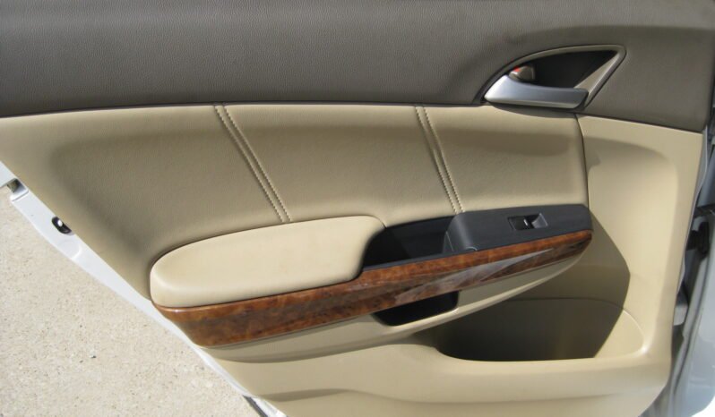 
								2010 Honda Accord EX-L I4 full									