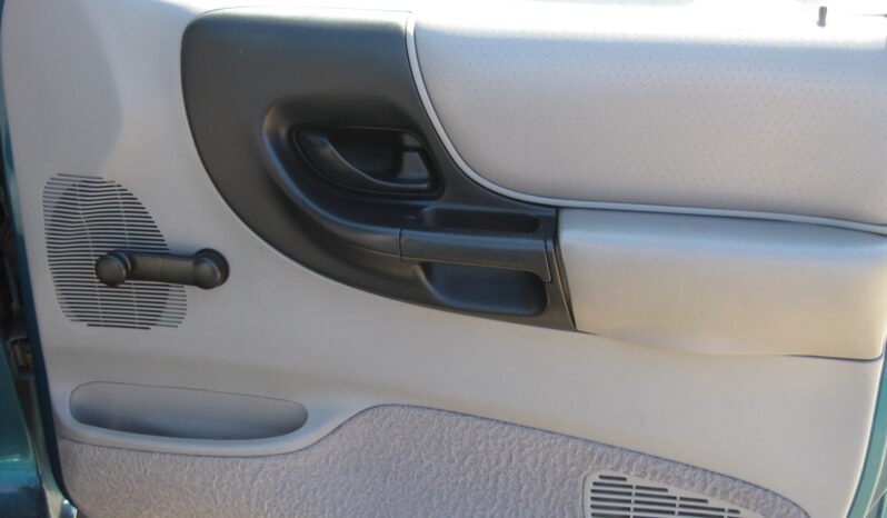 
								1997 Ford Ranger XLT Regular Cab 2WD Manual full									