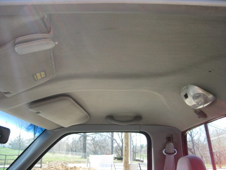 
								1997 Ford Ranger XLT Regular Cab 2WD Manual full									