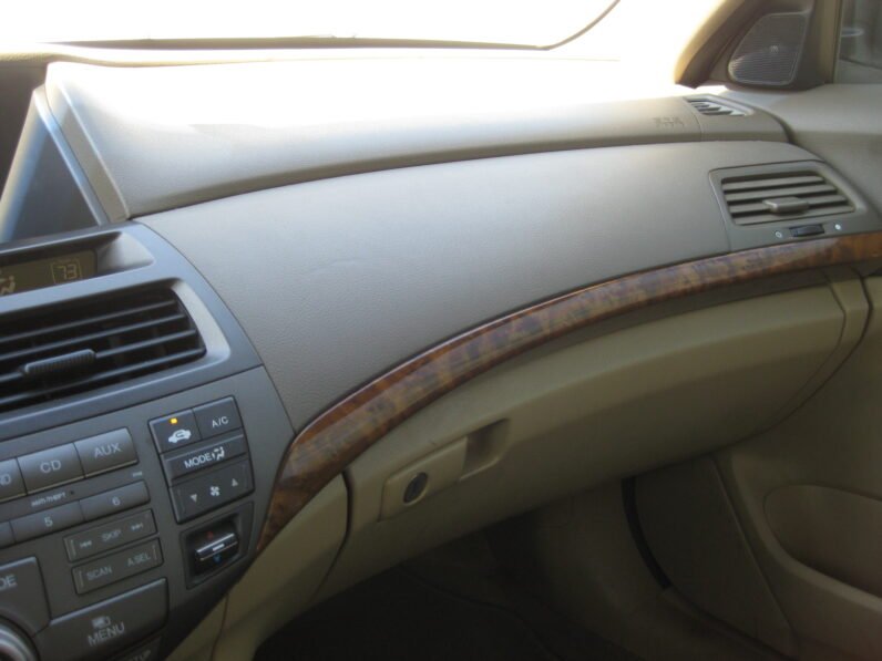 
								2010 Honda Accord EX-L I4 full									