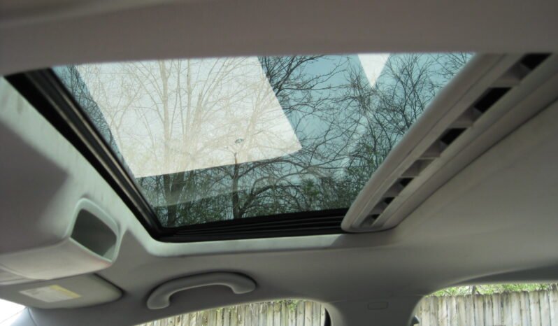 
								2012 Volkswagen Jetta TDI Premium full									