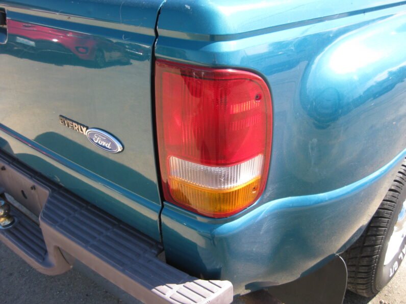 
								1997 Ford Ranger XLT Regular Cab 2WD Manual full									