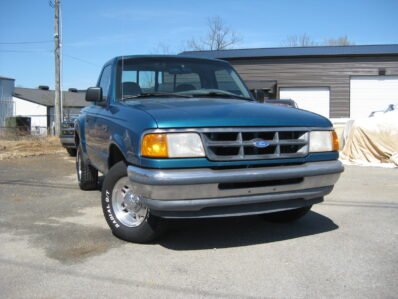 1997 Ford Ranger XLT Regular Cab 2WD Manual
